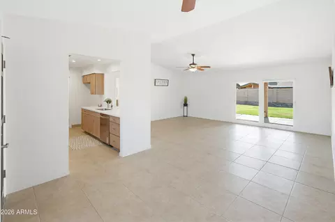 3933 W Pershing Ave, Phoenix, AZ 85029 photo 6