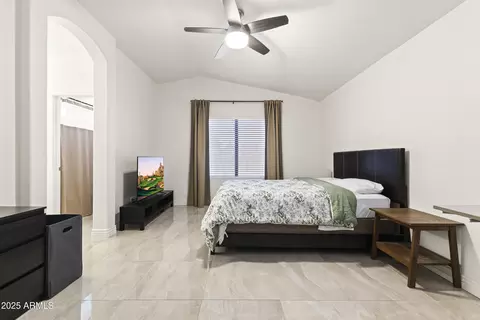 Bedroom - 652 S Bahama Dr, Gilbert, AZ 85296 photo 4 of 5