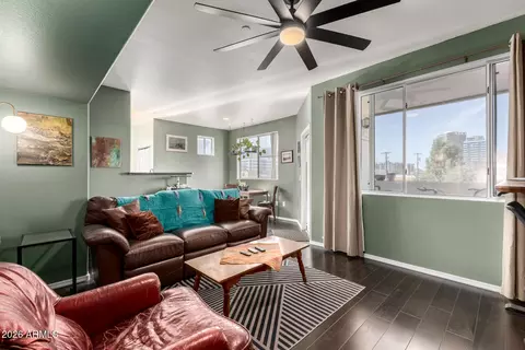 3302 N 7th St #232, Phoenix, AZ 85014