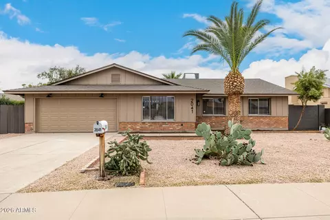 2041 E Radcliffe Dr, Tempe, AZ 85283