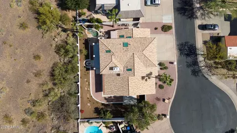View/Area - 2212 E Cinnabar Ave, Phoenix, AZ 85028 photo 4 of 6