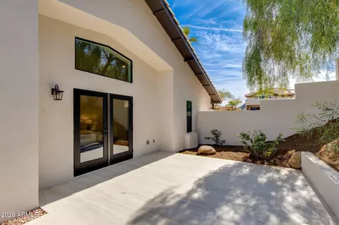 Exterior - 2212 E Cinnabar Ave, Phoenix, AZ 85028 photo 2 of 3
