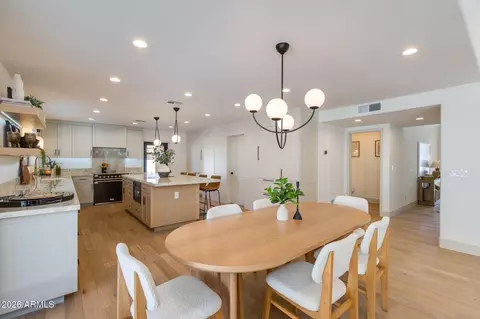 Dining - 2212 E Cinnabar Ave, Phoenix, AZ 85028 photo 1 of 1