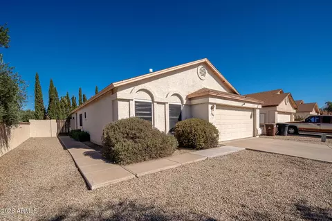 7080 W Caron Dr, Peoria, AZ 85345