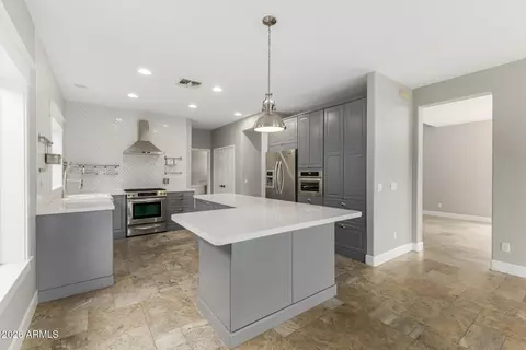 40927 N Columbia Trl, Anthem, AZ 85086