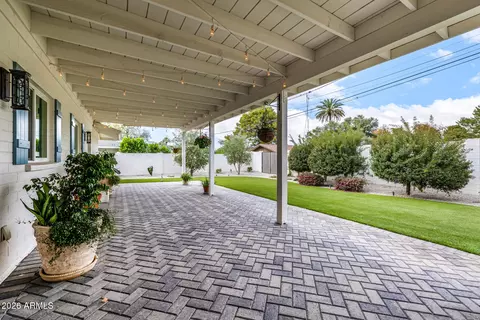 Exterior - 4010 E Coolidge St, Phoenix, AZ 85018 photo 13 of 16