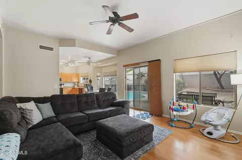 4630 E Prickly Pear Trl, Phoenix, AZ 85050 photo 8