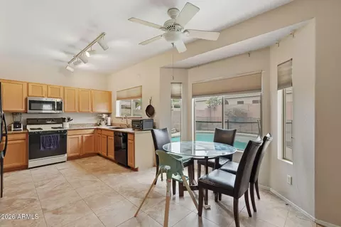 4630 E Prickly Pear Trl, Phoenix, AZ 85050 photo 9
