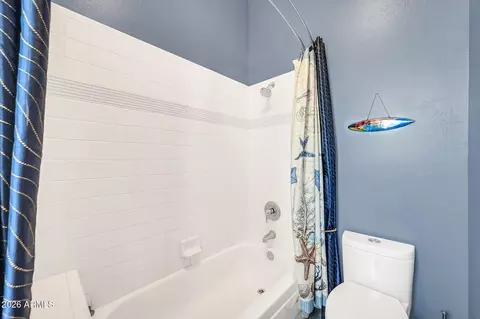 Bath - 4647 E Garnet Cir, Mesa, AZ 85206 photo 5 of 9