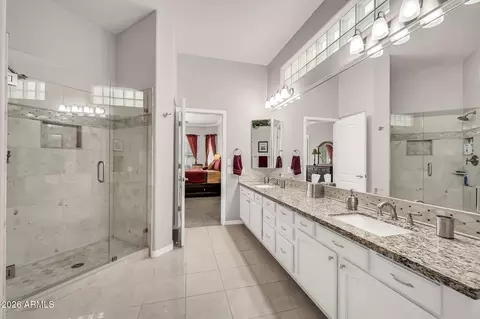 Bath - 4647 E Garnet Cir, Mesa, AZ 85206 photo 1 of 9