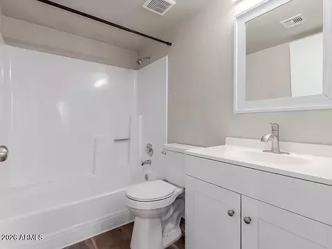 Bath - 2223 W Dora St, Mesa, AZ 85201 photo 1 of 1