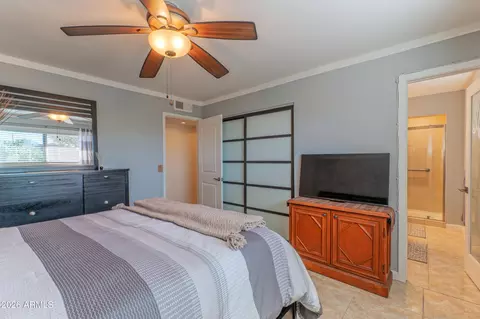 Bedroom - 1317 E Lawrence Ln, Phoenix, AZ 85020 photo 4 of 4