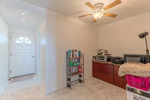 Entry Way - 1317 E Lawrence Ln, Phoenix, AZ 85020 photo 2 of 2