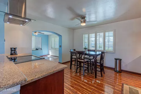 Dining - 1317 E Lawrence Ln, Phoenix, AZ 85020 photo 1 of 1