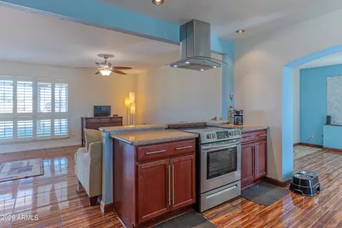 Kitchen - 1317 E Lawrence Ln, Phoenix, AZ 85020 photo 2 of 4