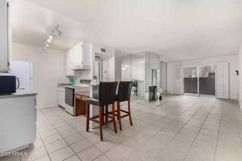 Other - 5525 E Thomas Rd #M16, Phoenix, AZ 85018 photo 1 of 9