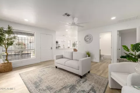 9015 W Elm St #8, Phoenix, AZ 85037