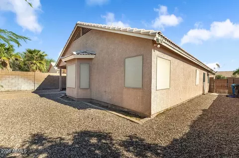 Exterior - 456 N Opal St, Mesa, AZ 85207 photo 2 of 3