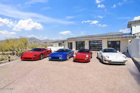 37801 N Stirrup Cir, Carefree, AZ 85377