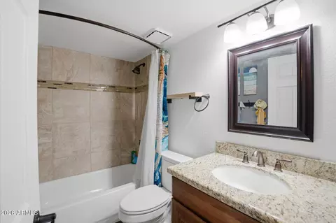 Bath - 2222 W Maple Dr, Phoenix, AZ 85027 photo 2 of 2