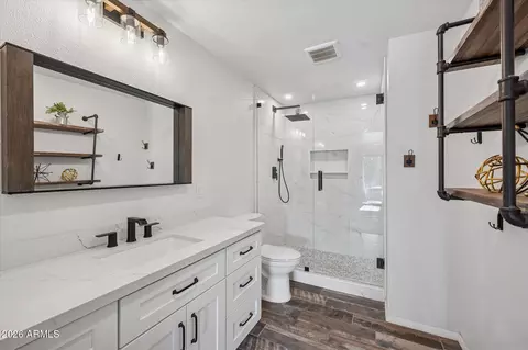 Bath - 4033 E Dahlia Dr, Phoenix, AZ 85032 photo 1 of 3