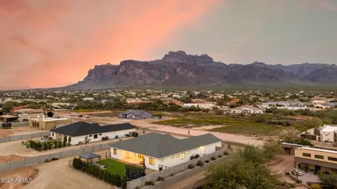 View/Area - 590 S Sun Rd, Apache Junction, AZ 85119 photo 1 of 4