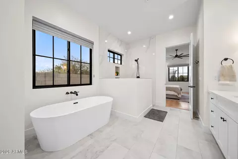 Bath - 590 S Sun Rd, Apache Junction, AZ 85119 photo 3 of 7