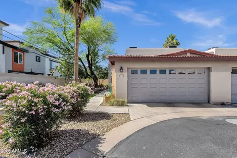 3221 N 37th St #10, Phoenix, AZ 85018