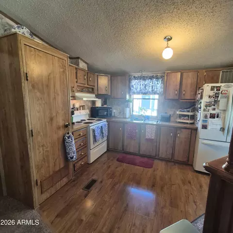 1980 S Hilton Rd, Apache Junction, AZ 85119 photo 11