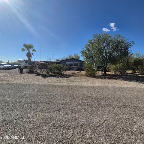 1980 S Hilton Rd, Apache Junction, AZ 85119 photo 4