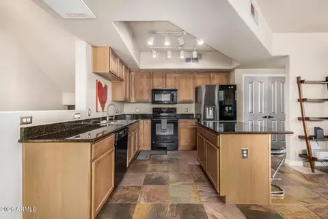 Kitchen - 2402 E 5th St #1590, Tempe, AZ 85281 photo 3 of 4