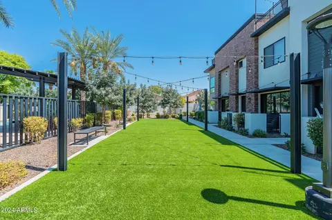Exterior - 142 E Hearne Way, Gilbert, AZ 85234 photo 6 of 12
