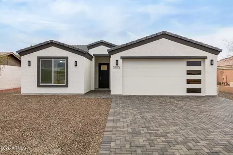 10525 W Buena Vista Dr, Arizona City, AZ 85123