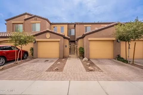 250 W Queen Creek Rd #206, Chandler, AZ 85248