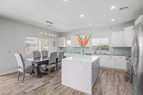 Kitchen - 2733 E Rakestraw Ln, Gilbert, AZ 85298 photo 1 of 3