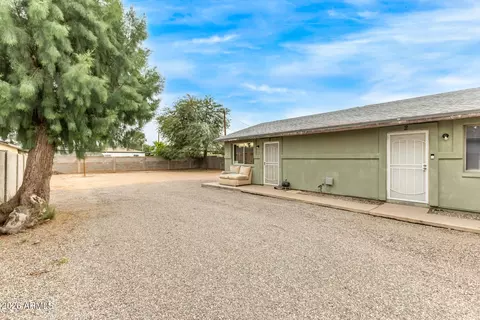 2621 E Brill St, Phoenix, AZ 85008 photo 6