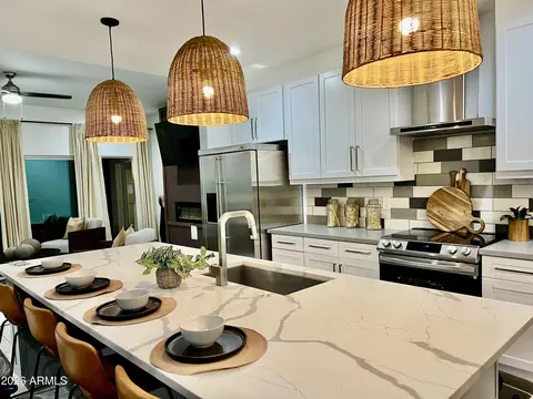 Kitchen - 1224 E Hayward Ave, Phoenix, AZ 85020 photo 6 of 19