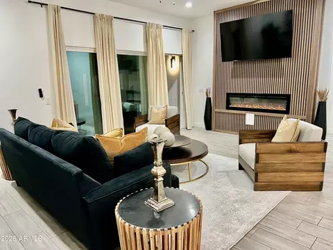 Living - 1224 E Hayward Ave, Phoenix, AZ 85020 photo 7 of 18