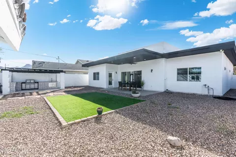 Exterior - 1224 E Hayward Ave, Phoenix, AZ 85020 photo 17 of 23