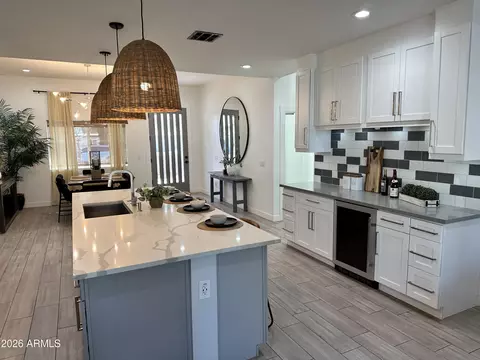Kitchen - 1224 E Hayward Ave, Phoenix, AZ 85020 photo 8 of 19