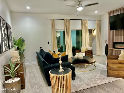 Living - 1224 E Hayward Ave, Phoenix, AZ 85020 photo 5 of 18