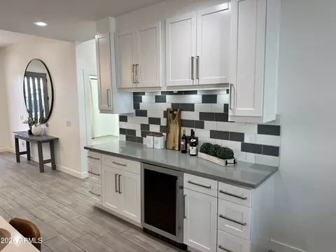 Kitchen - 1224 E Hayward Ave, Phoenix, AZ 85020 photo 11 of 19