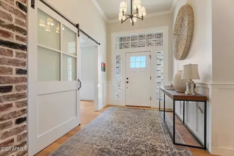 Entry Way - 3838 E Devonshire Ave, Phoenix, AZ 85018 photo 1 of 2