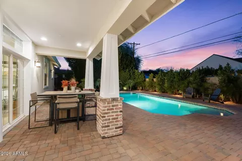 Exterior - 3838 E Devonshire Ave, Phoenix, AZ 85018 photo 6 of 10