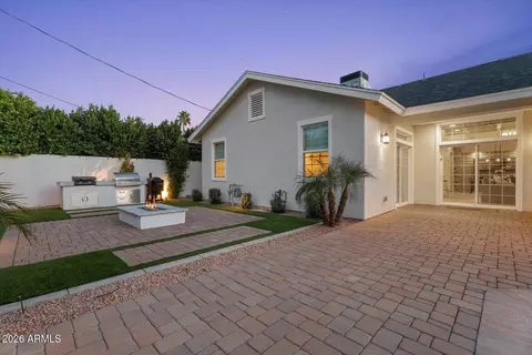 Exterior - 3838 E Devonshire Ave, Phoenix, AZ 85018 photo 7 of 10