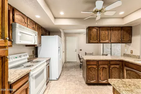16447 N 29th Dr, Phoenix, AZ 85053 photo 11