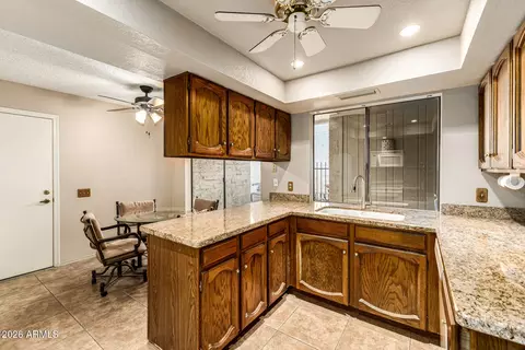 16447 N 29th Dr, Phoenix, AZ 85053 photo 12