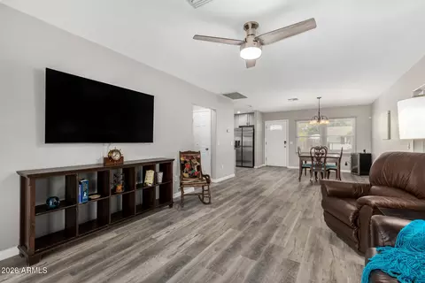 3224 N 26th Pl, Phoenix, AZ 85016 photo 8