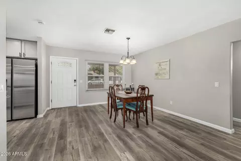 3224 N 26th Pl, Phoenix, AZ 85016 photo 9