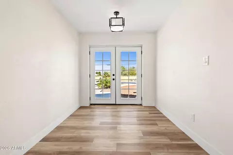 Entry Way - 108 E Monte Way, Phoenix, AZ 85042 photo 1 of 1